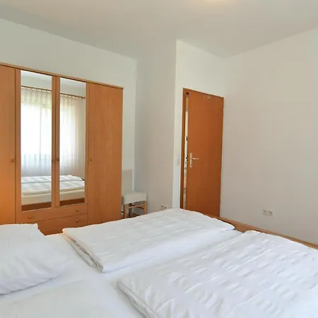 Für 5 Personen Ca 50 Qm In Poreč, Istrien Istrische Riviera Apartment *