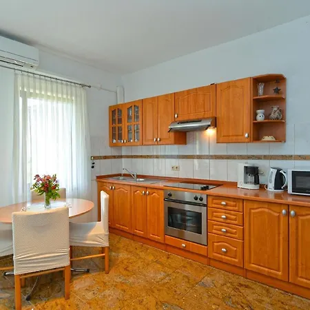 Apartment Für 5 Personen Ca 50 Qm In Poreč, Istrien Istrische Riviera *
